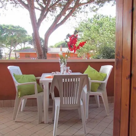 Chill In Our Gorgeous Pool-beahost *