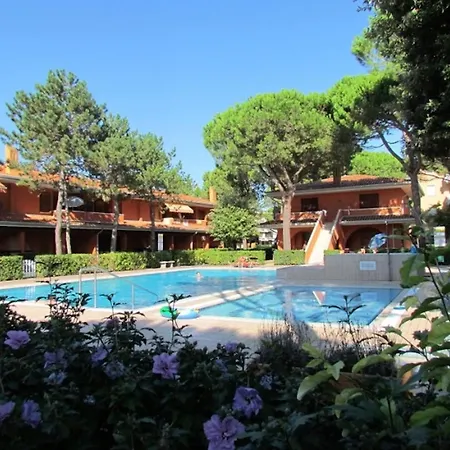 Chill In Our Gorgeous Pool-beahost Appartement Bibione
