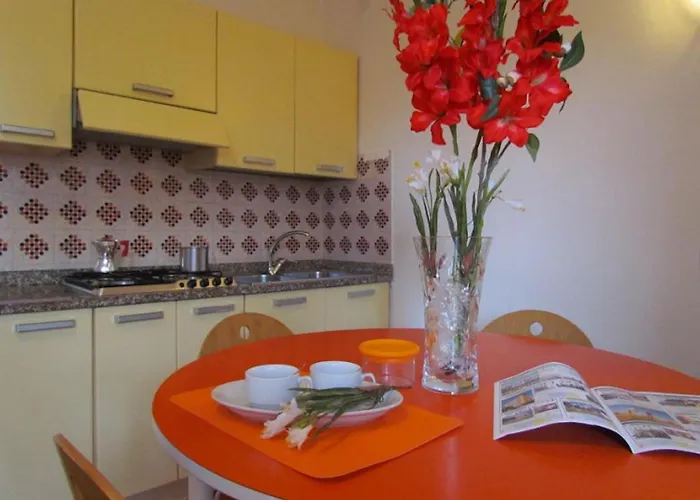 Apartment Chill In Our Gorgeous Pool-beahost *