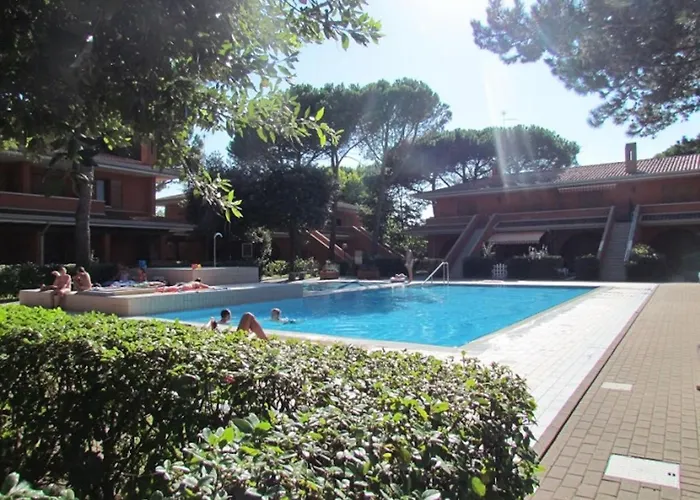 Apartment Chill In Our Gorgeous Pool-beahost Bibione